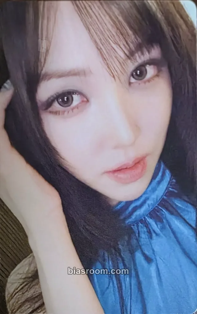 Yuju Yuju file. 07 K-pop photocard