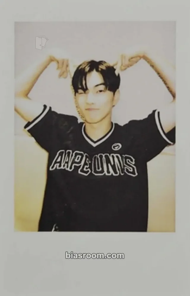XngHan (ex. Seunghan) RIIZE  Get A Guitar K-pop photocard
