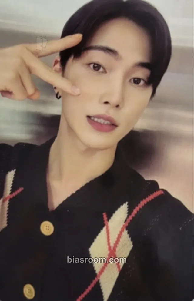 XngHan (ex. Seunghan) RIIZE  Get A Guitar K-pop photocard
