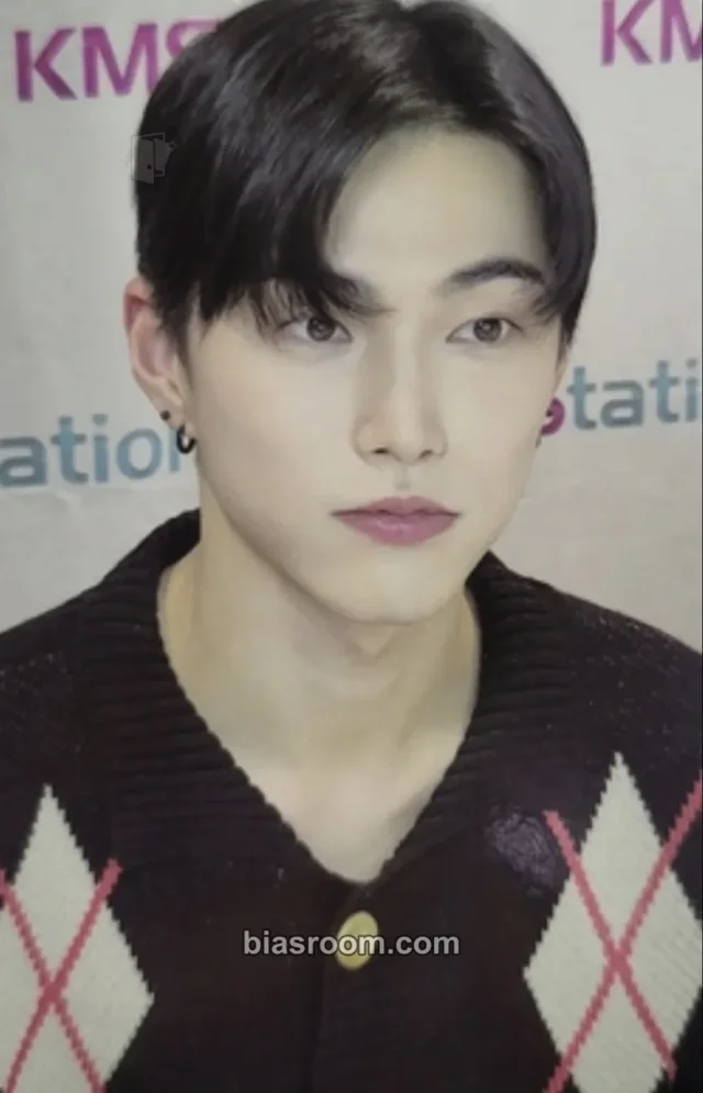 XngHan (ex. Seunghan) RIIZE  Get A Guitar K-pop photocard
