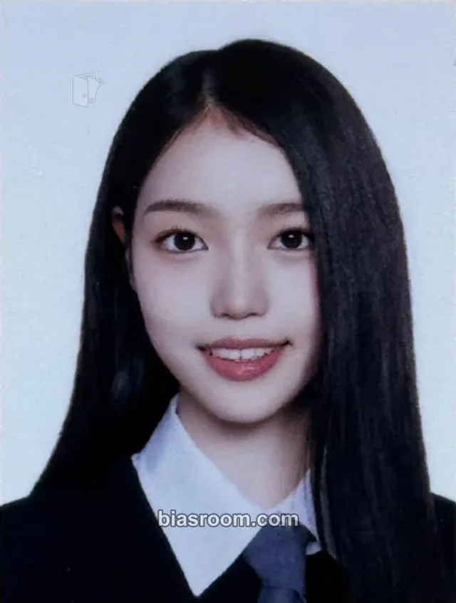Jeong Saebi izna I-LAND 2: N/a K-pop Photocard