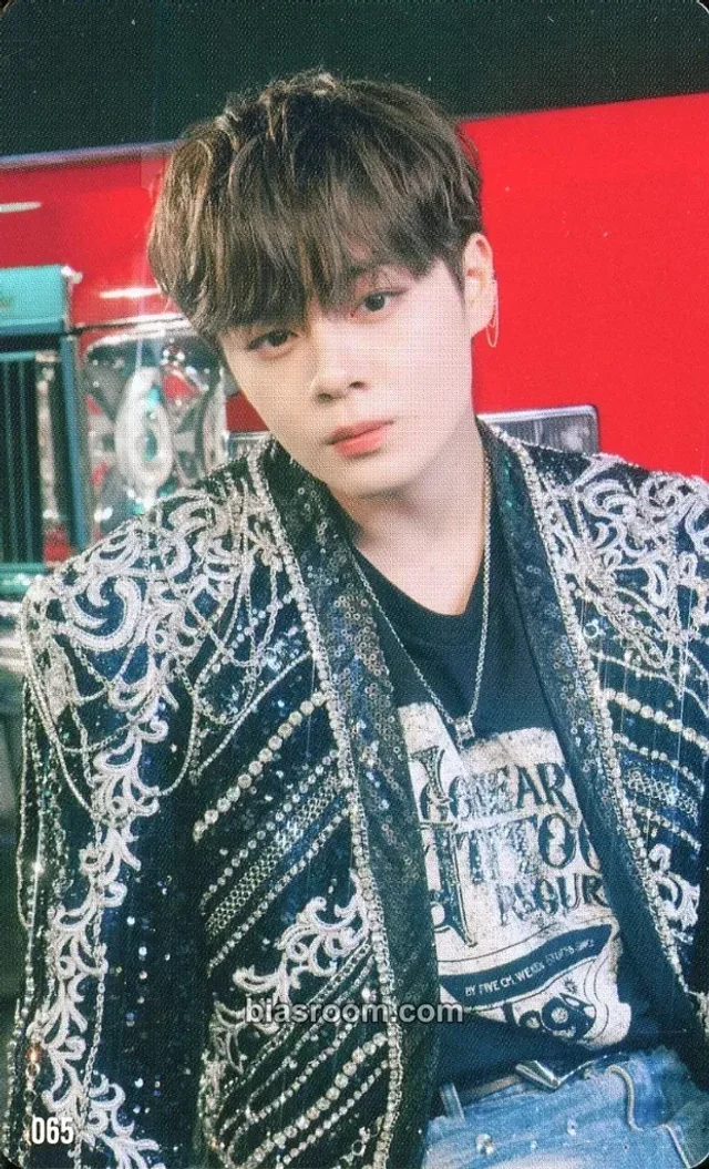 Shion Tsurubo JO1 JO1DER SHOW 2024-2025 ’WHEREVER WE ARE’ K-pop photocard