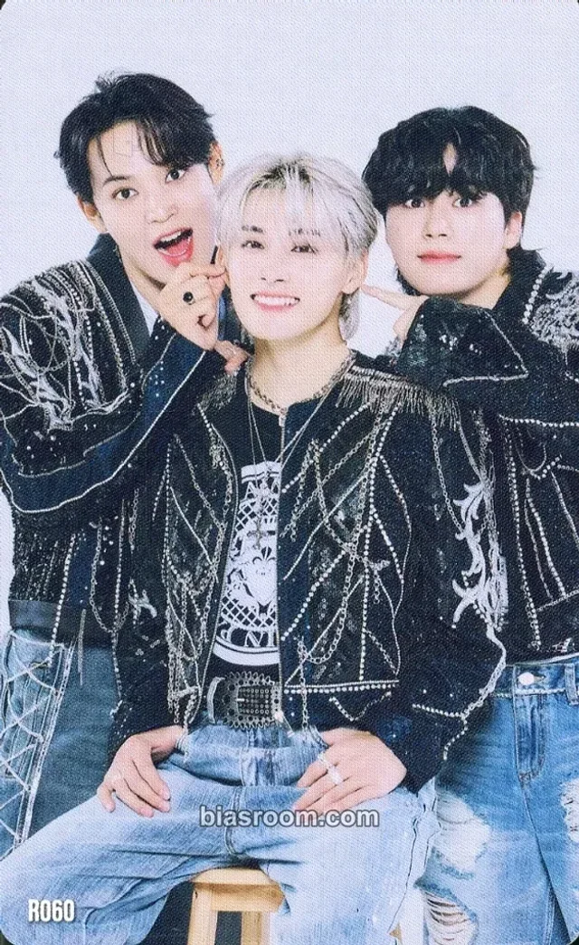 JO1 JO1DER SHOW 2024-2025 ’WHEREVER WE ARE’ K-pop photocard