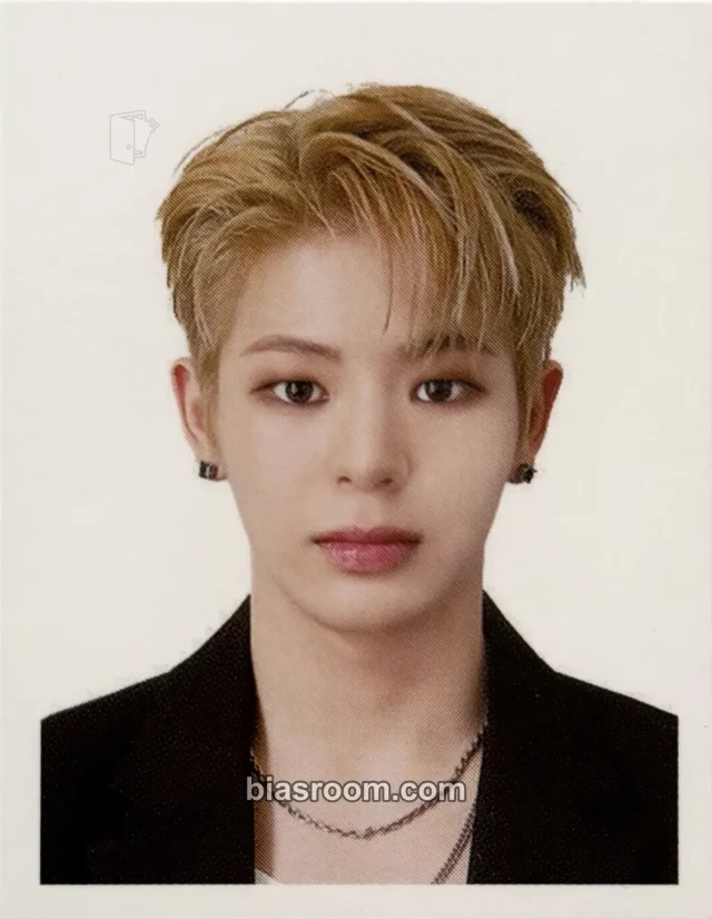 Mun Junghyun EVNNE Target: ME K-pop photocard