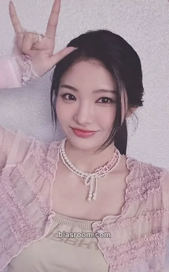 Kelly TRI.BE W.A.Y K-pop photocard