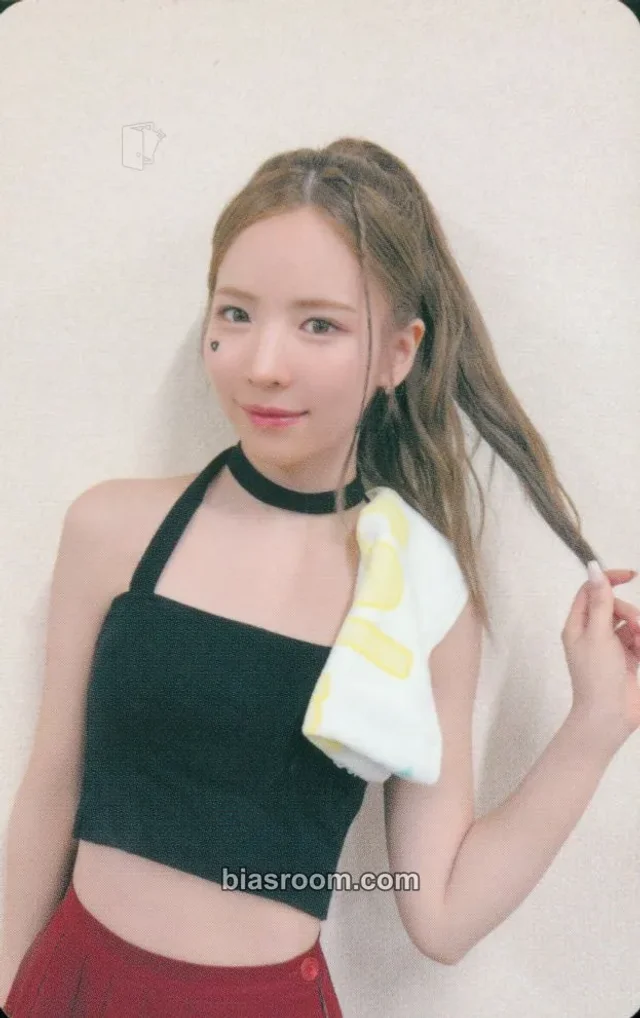 Maya NiziU NiziU Live with U 2023 “COCO! nut Fes.” -Stadium Special- in ZOZO Marine Stadium K-pop photocard