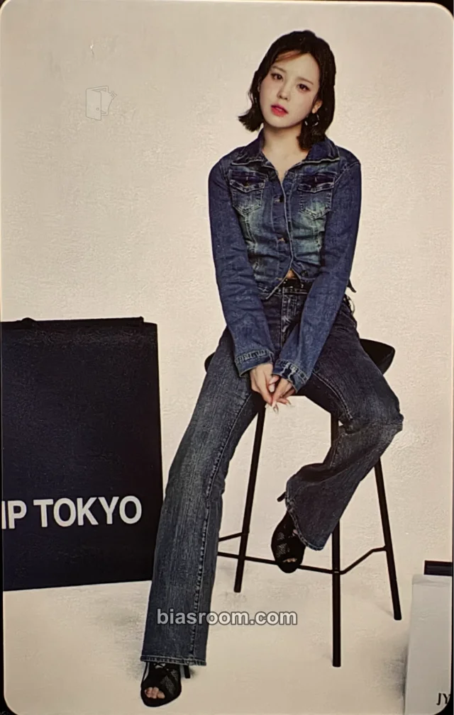 Mako NiziU JYP FLAGSHIP TOKYO K-pop photocard