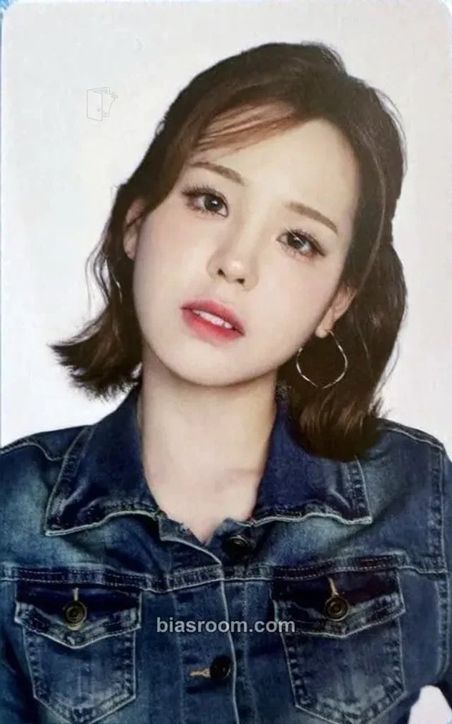 Mako NiziU JYP FLAGSHIP TOKYO K-pop photocard