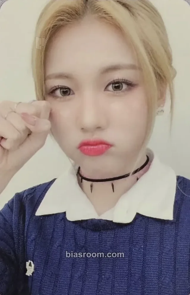 Jia TRI.BE W.A.Y K-pop photocard