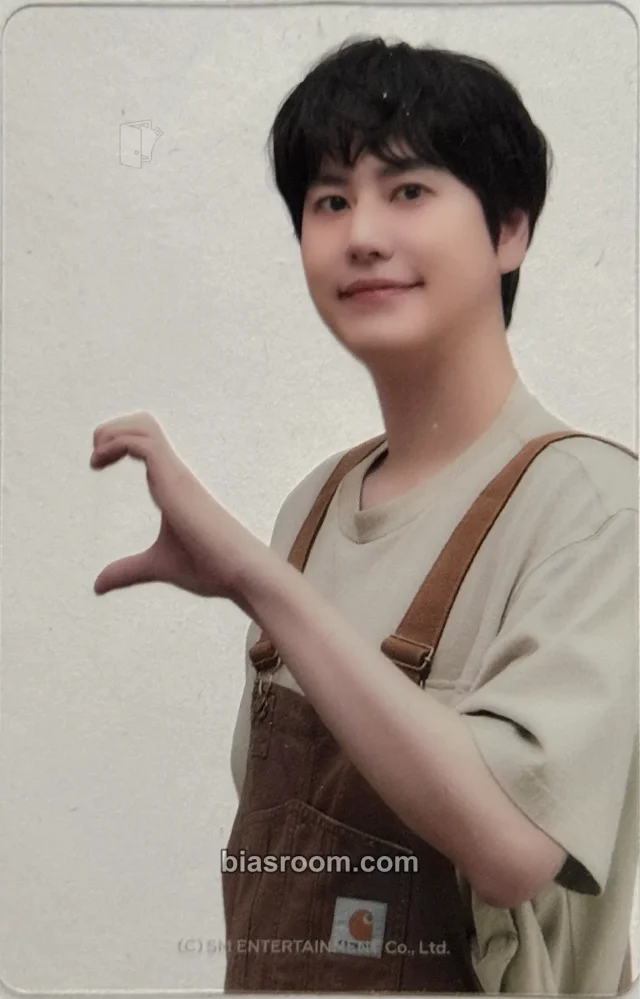 Kyuhyun SUPER JUNIOR 2024 Season's Greetings K-pop photocard