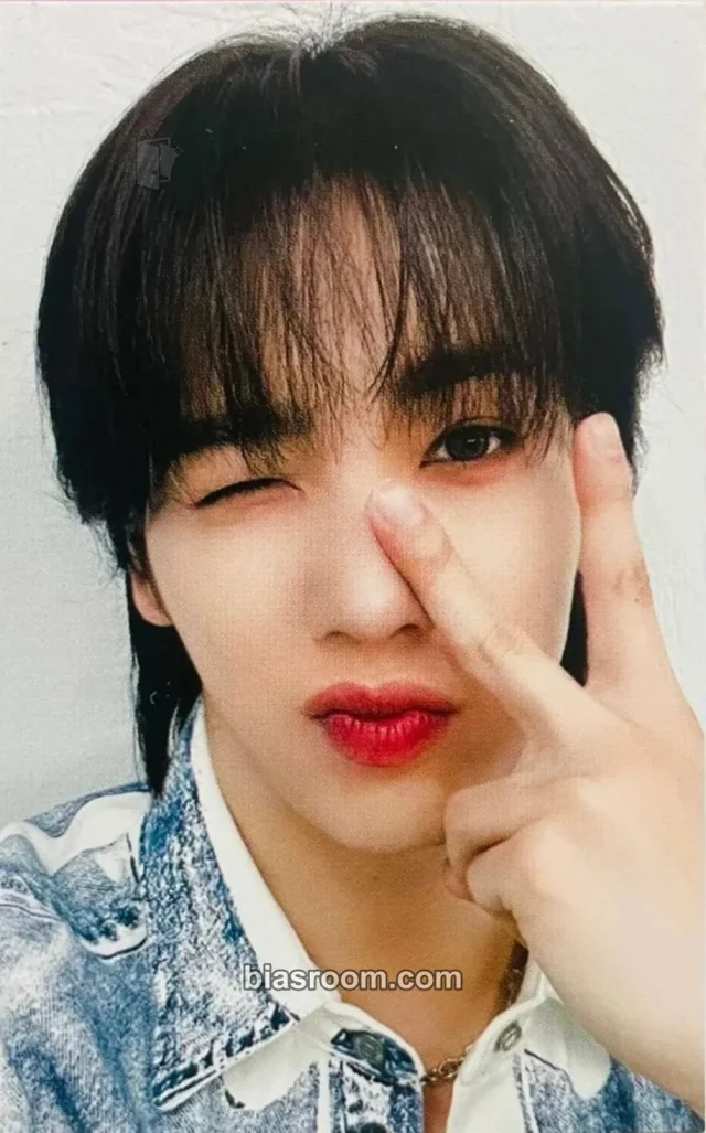 Kazuta n.SSign Everblue K-pop photocard