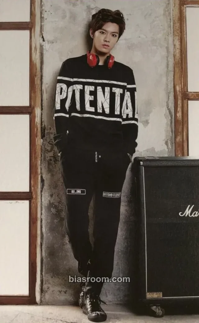 Yuta NCT SMROOKIES K-pop photocard