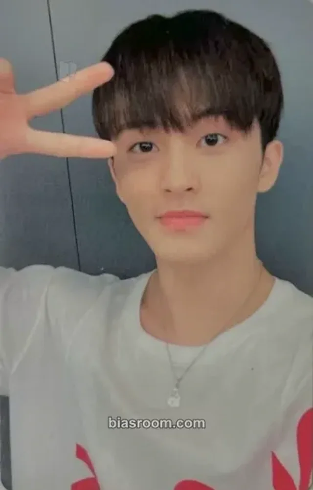 Mark NCT DREAM Hello Future K-pop photocard