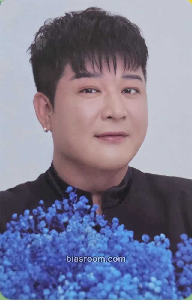 Shindong SUPER JUNIOR E.L.F. Official Fanclub K-pop photocard