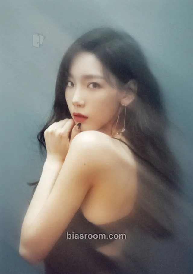 Taeyeon Taeyeon 1st Asia Tour: Taeyeon Solo Concert "Persona" K-pop photocard