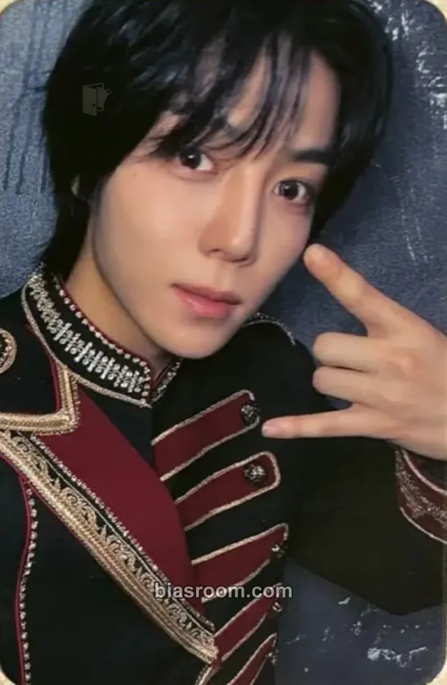 Minje ALL(H)OURS ALL(H)OURS 1st World Tour <RISE UP> K-pop photocard