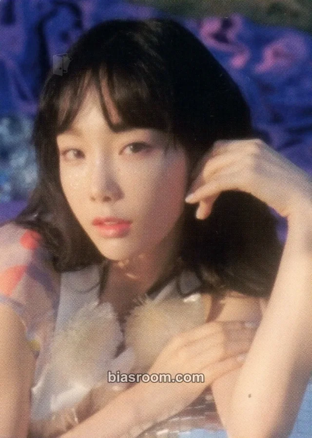 Taeyeon Taeyeon The Magic of Christmas Time K-pop photocard