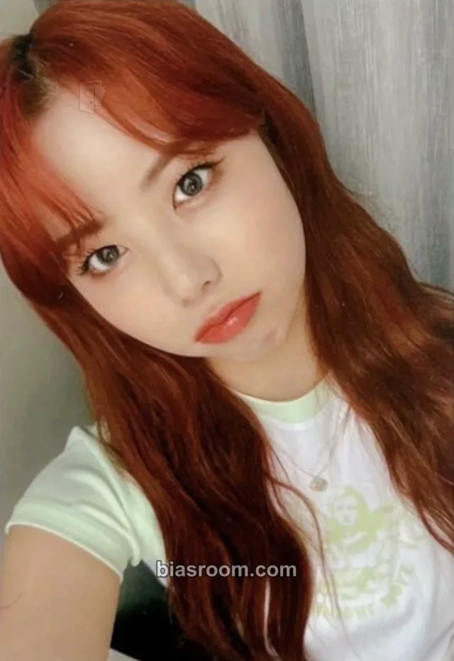 Ireh PURPLE KISS Geekyland K-pop photocard