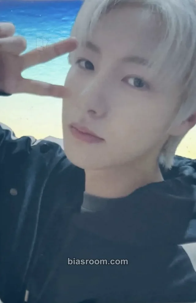 Renjun NCT DREAM Hello Future K-pop photocard