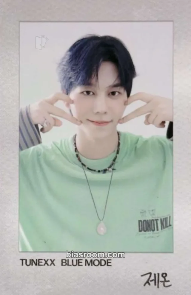 Zeon TUNEXX BLUE MODE K-pop photocard