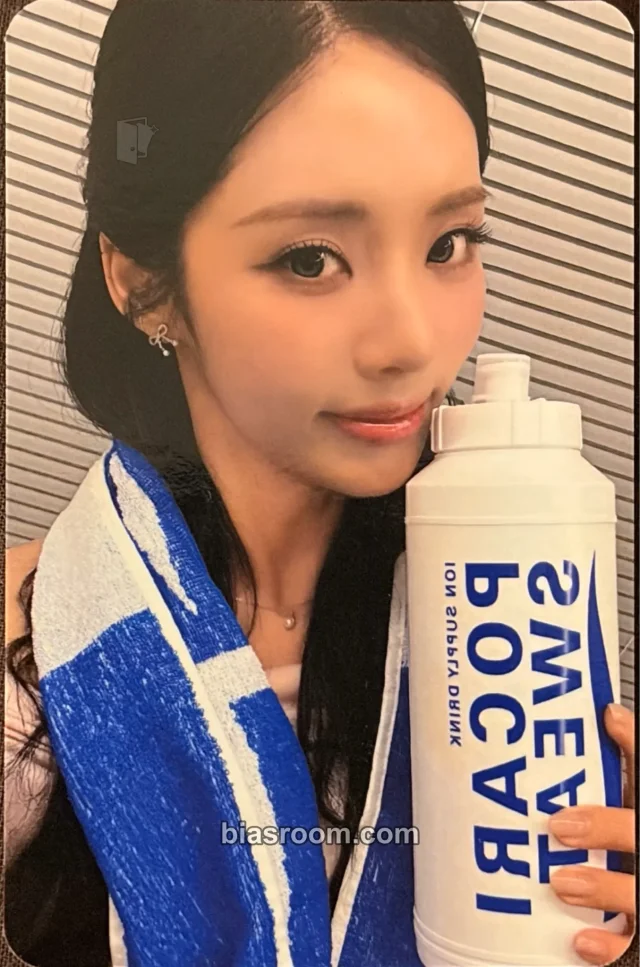 Jiwon fromis_9 Glow ME K-pop photocard