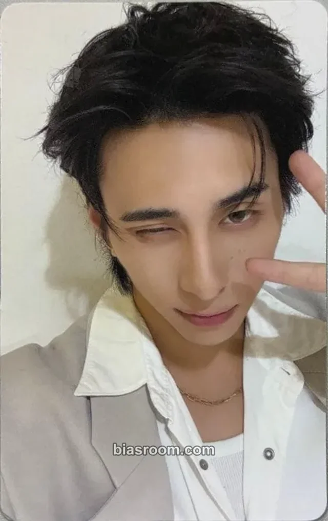 Hiroto INI CITY OF LIGHTS DOME TOUR K-pop photocard