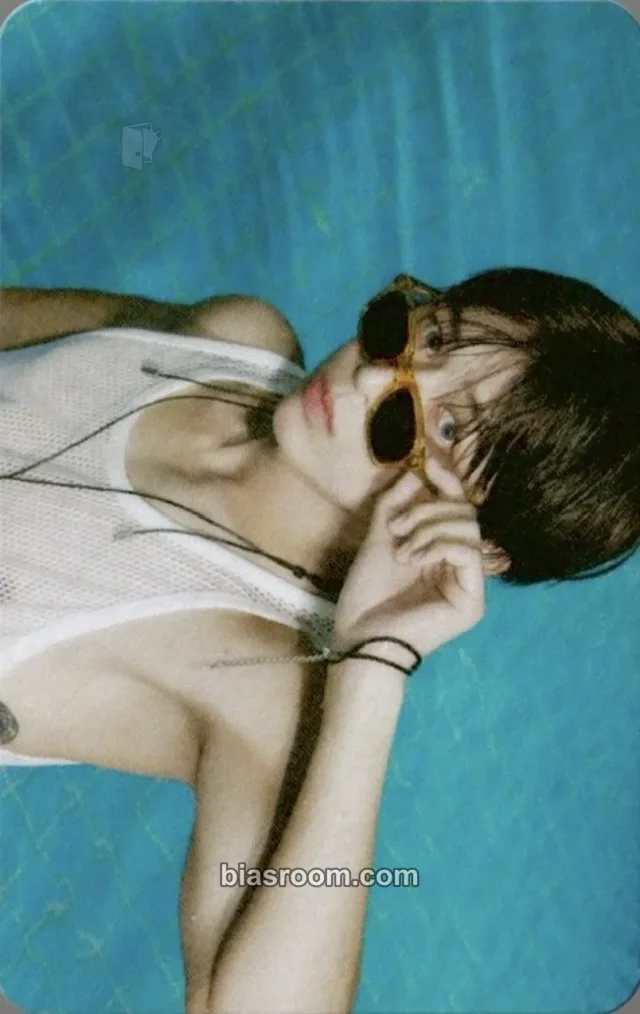 One NOMAD NOMAD K-pop photocard