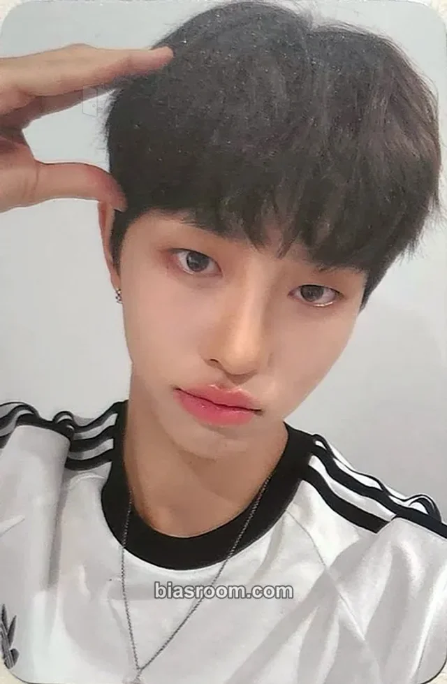 Hyeop  DRIPPIN Weekend K-pop photocard