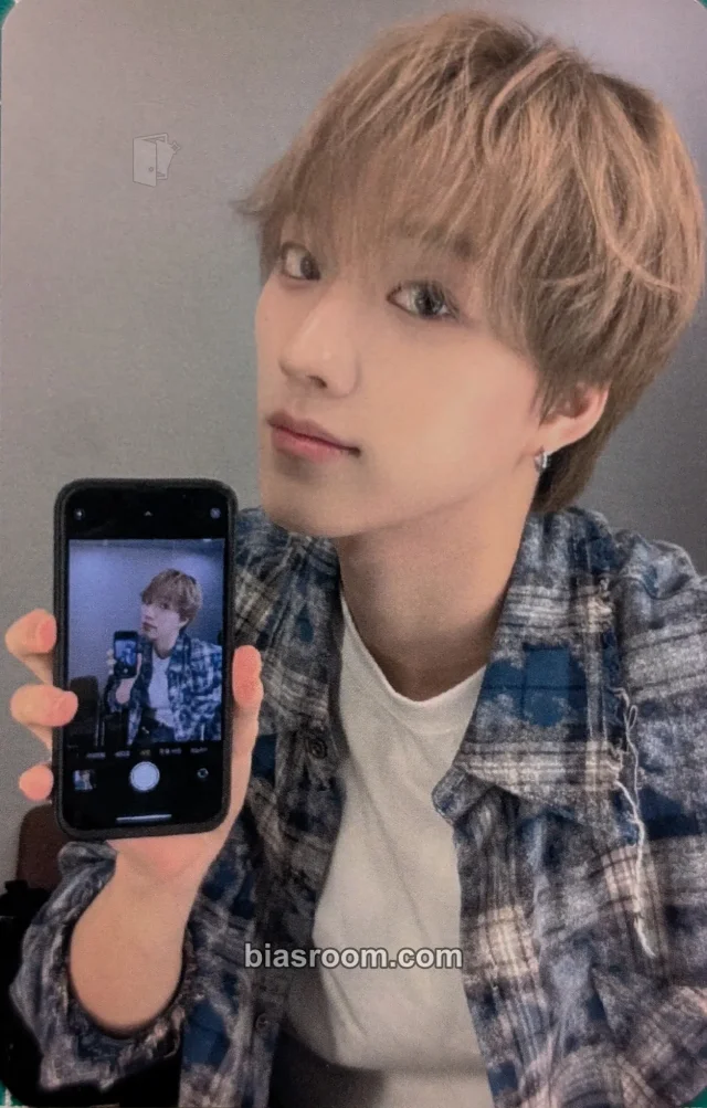 Wooyoung  AIMERS Starry Night K-pop photocard