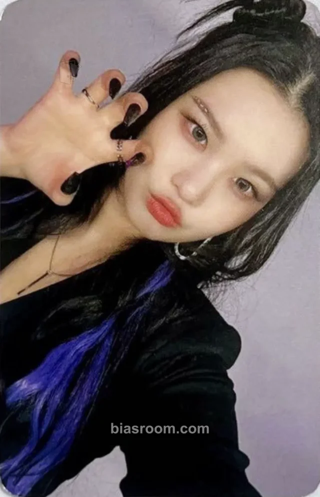 Swan PURPLE KISS memeM K-pop photocard