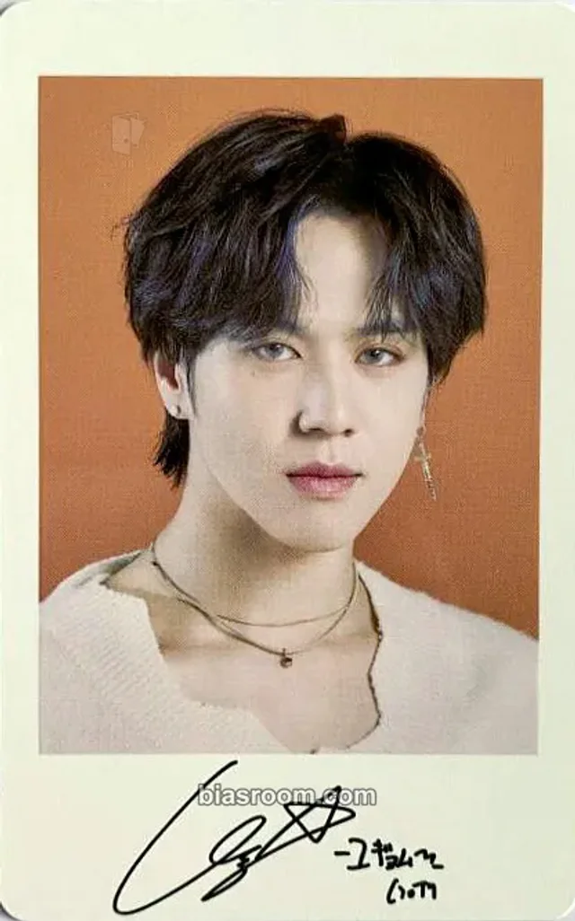 Yugyeom GOT7 ROAD 2 U - Arena Special 2018-2019  K-pop photocard