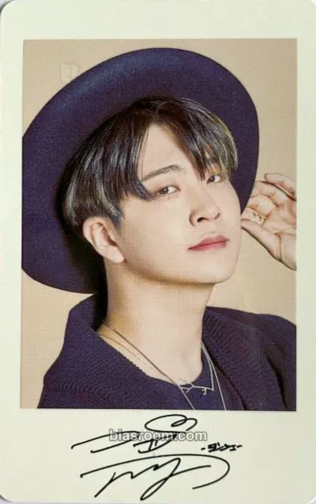 Youngjae GOT7 ROAD 2 U - Arena Special 2018-2019  K-pop photocard