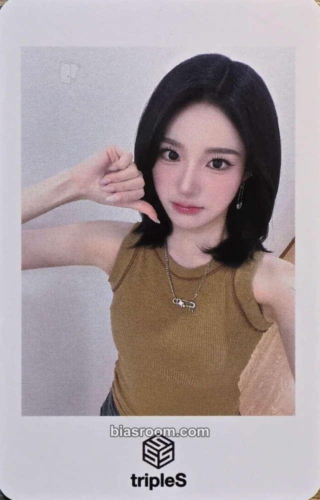 Xinyu tripleS Assemble25 K-pop photocard