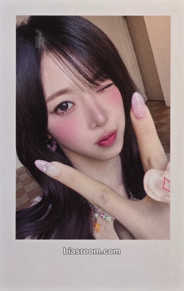 Nien tripleS LOVE&POP pt.1 K-pop photocard