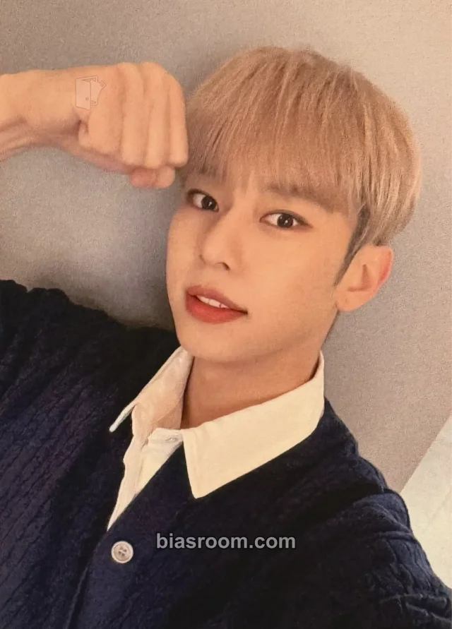 Donghyun AB6IX THE FUTURE IS OURS : FOUND K-pop photocard