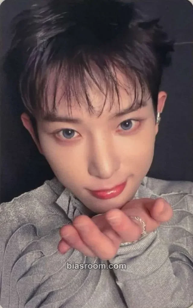 Harua  &TEAM Mark on You Concert Tour K-pop photocard