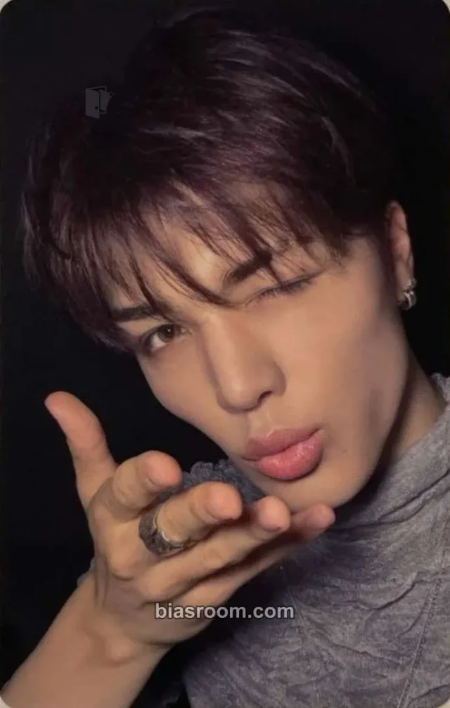Maki &TEAM Mark on You Concert Tour K-pop photocard