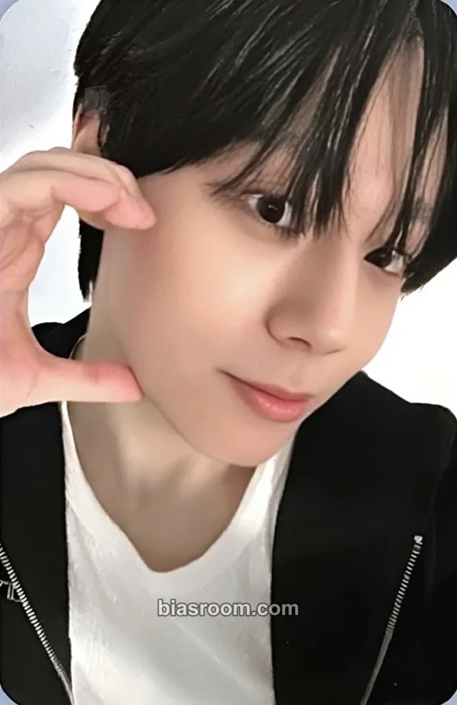 Hwanwoong ONEUS Kosmocon K-pop photocard