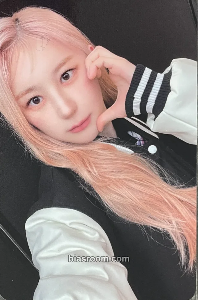 Lee Chaeyeon Lee Chaeyeon Over The Moon K-pop photocard