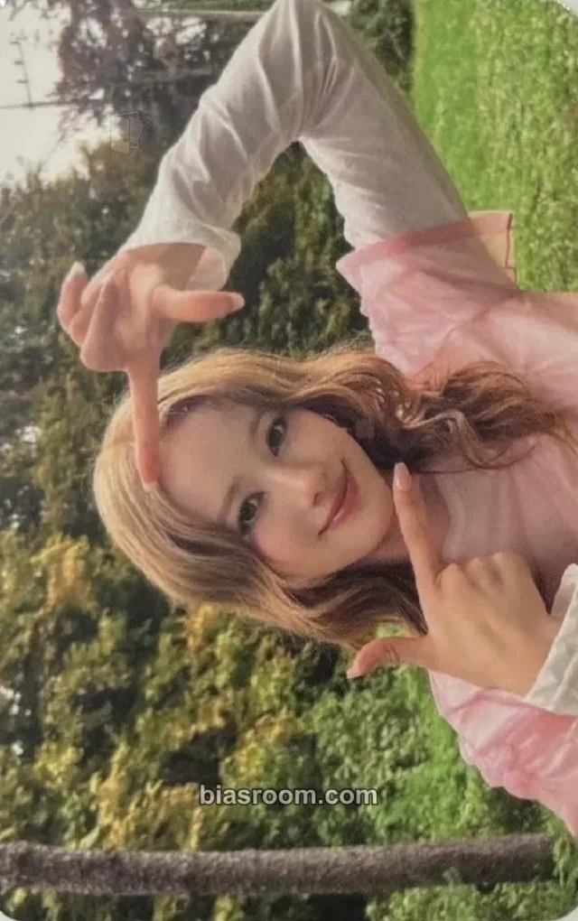Nina NiziU Sour Grapes K-pop photocard