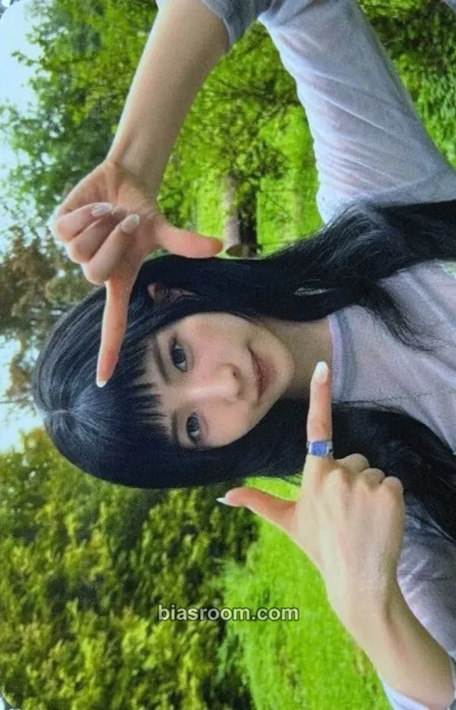 Maya NiziU Sour Grapes K-pop photocard