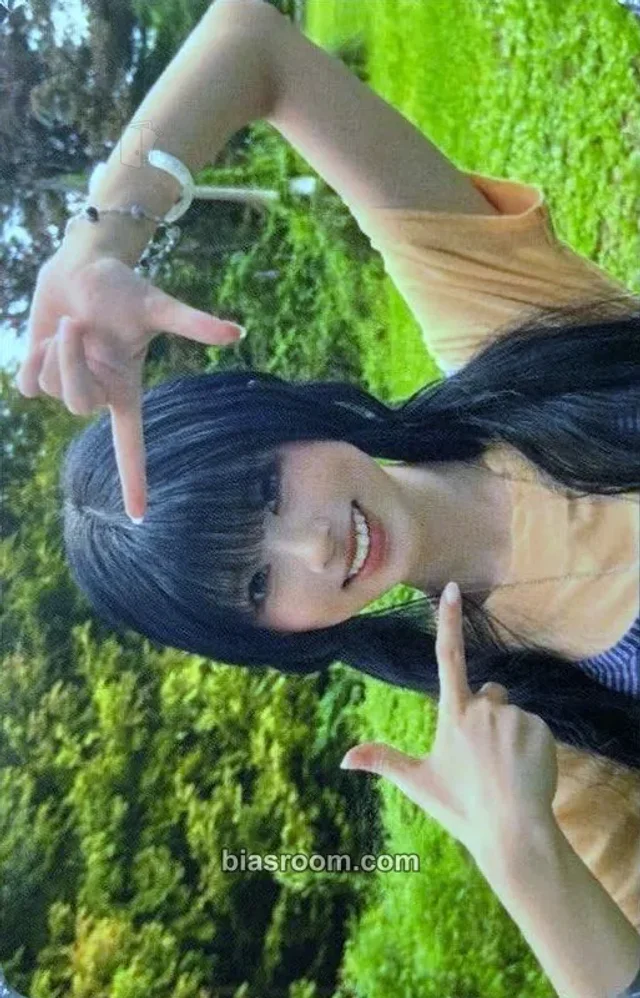 Riku NiziU Sour Grapes K-pop photocard