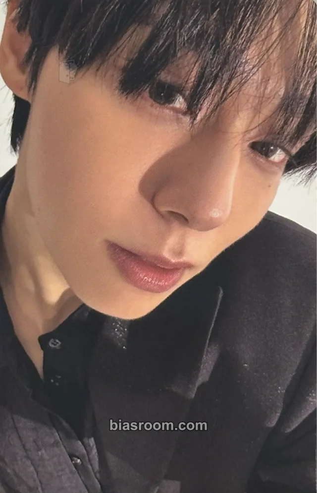Hwanwoong ONEUS THE STAR Magazine K-pop photocard