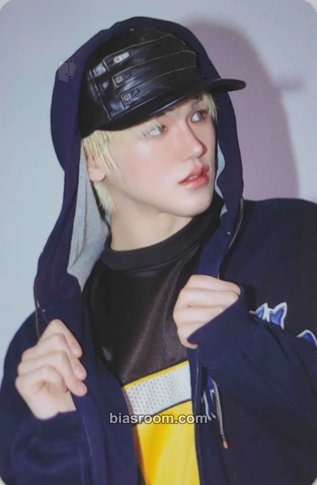 Bain JustB JUSTB Hamburg concert & Italy convention K-pop photocard