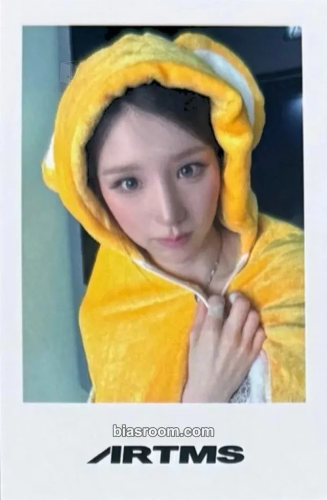 HeeJin ARTMS Hyper-Ego K-pop photocard