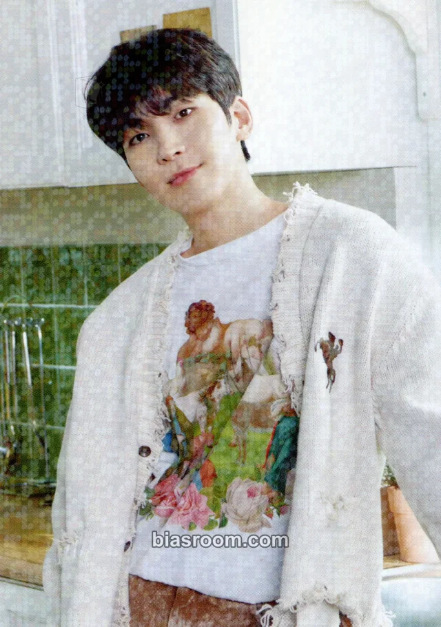 Wonwoo SEVENTEEN 2023 Seventeen's Home Merchandise K-pop photocard