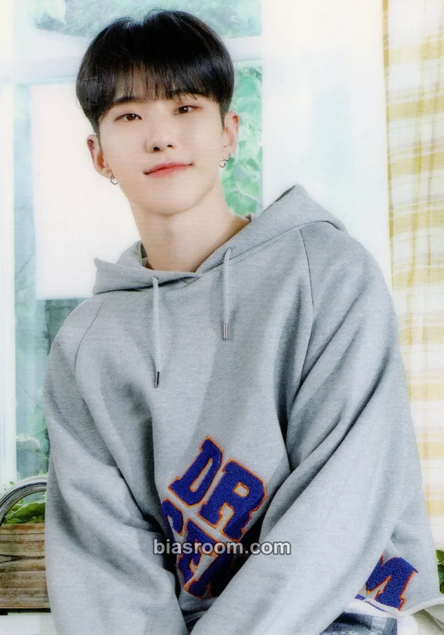 Hoshi SEVENTEEN 2023 Seventeen's Home Merchandise K-pop photocard