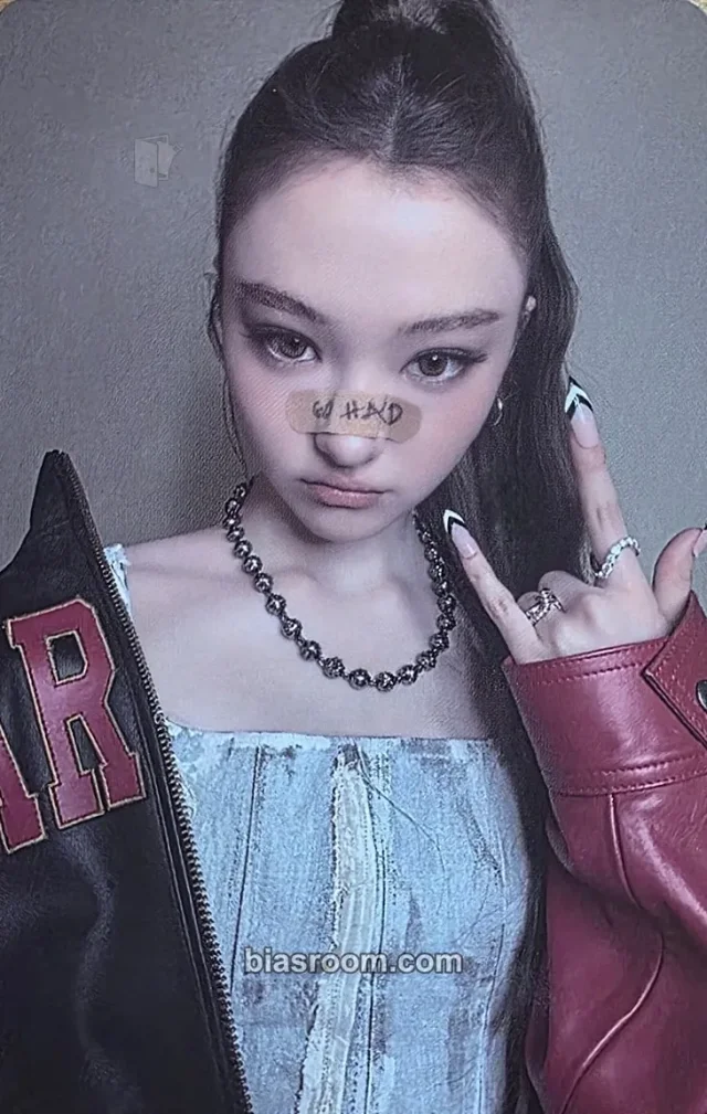 Ella MEOVV GO HARD K-pop photocard