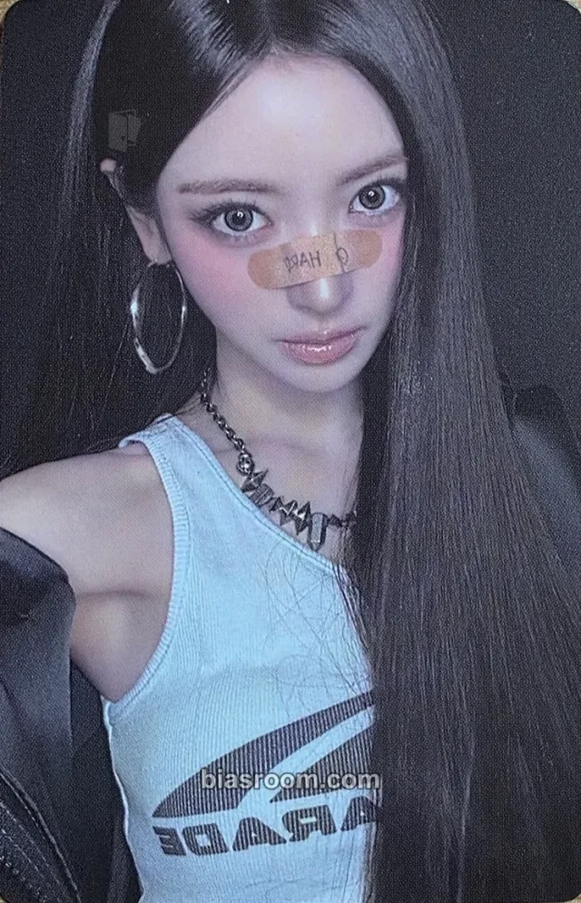 Anna MEOVV GO HARD K-pop photocard