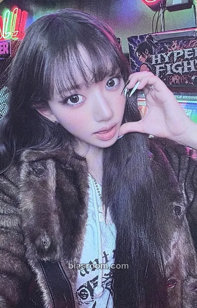 Sooin MEOVV GO HARD K-pop photocard